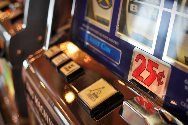 Mobile app interface showing live tables and sports